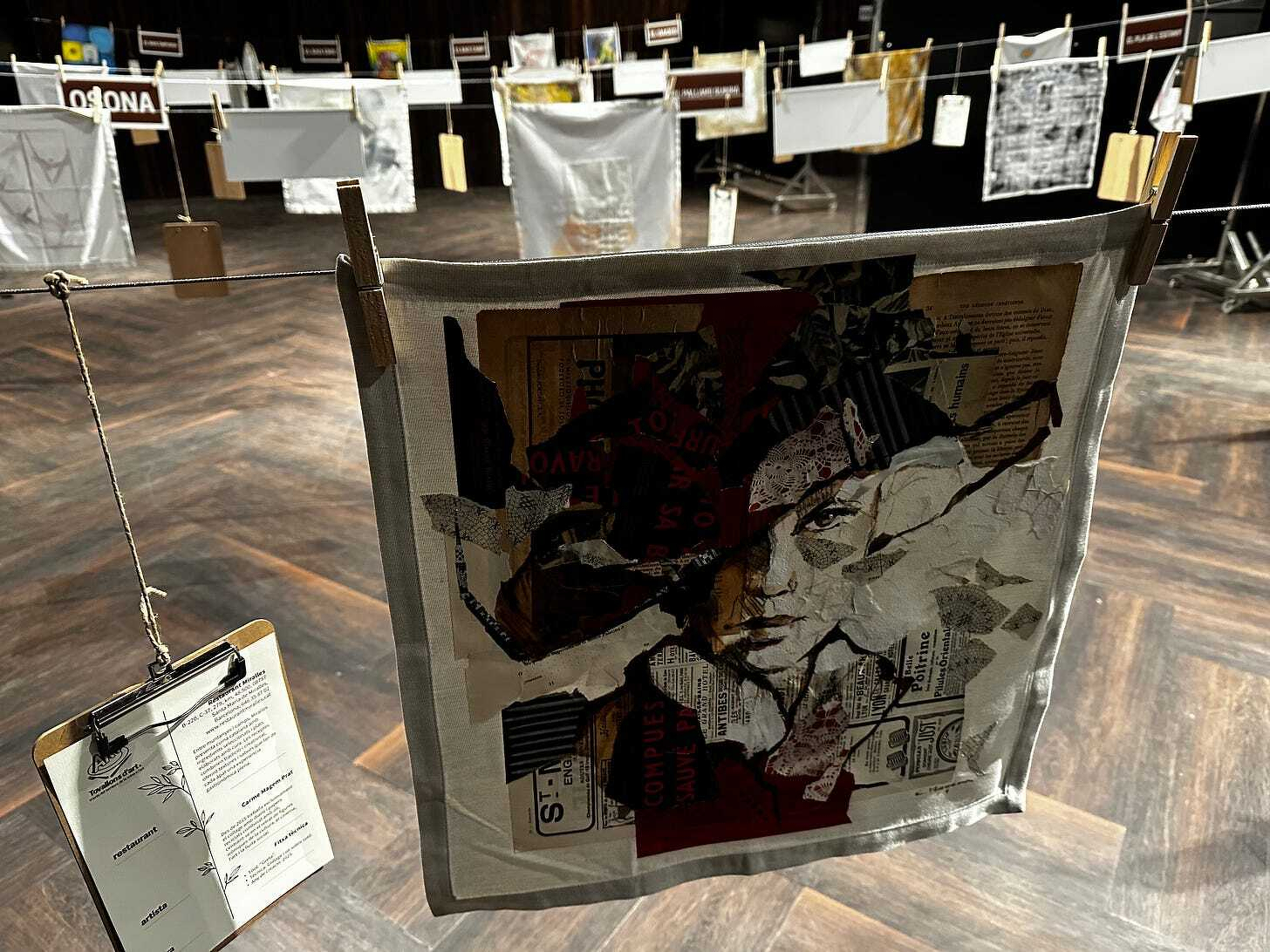 Tovallons d'Art: Sitges Exhibition