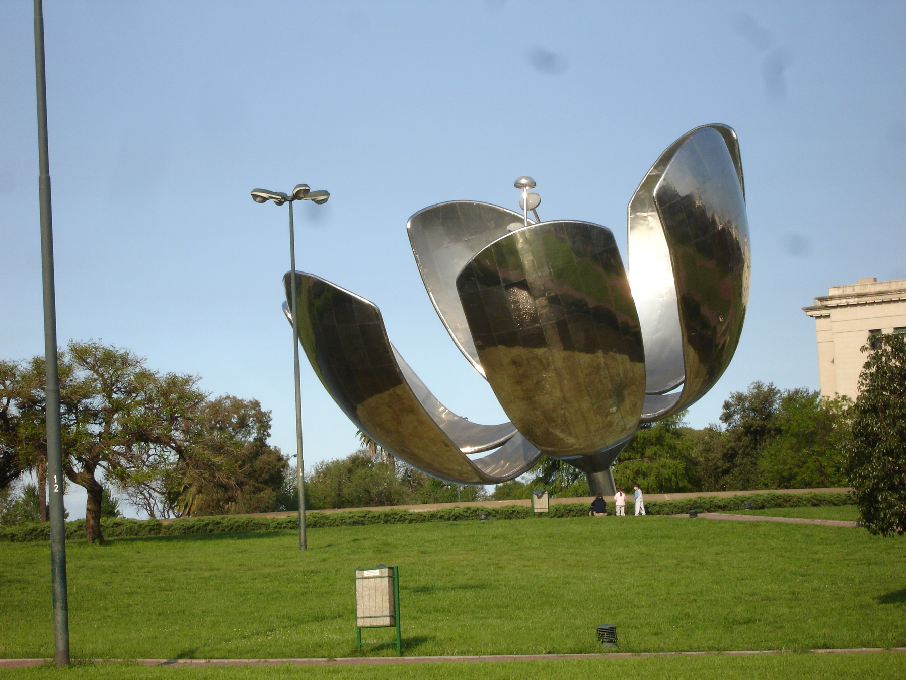 Floralis Genérica, Buenos Aires, Argentina