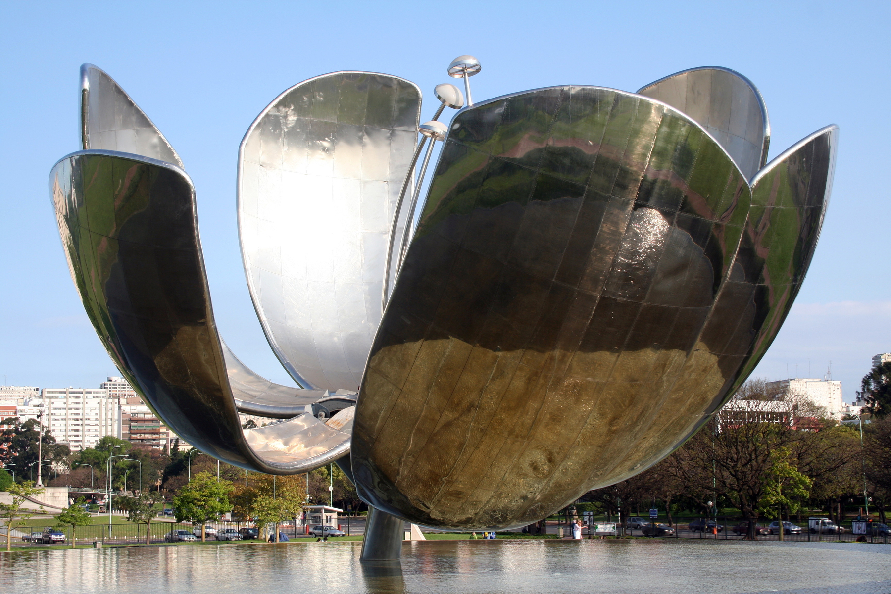 Floralis Genérica, Buenos Aires, Argentina