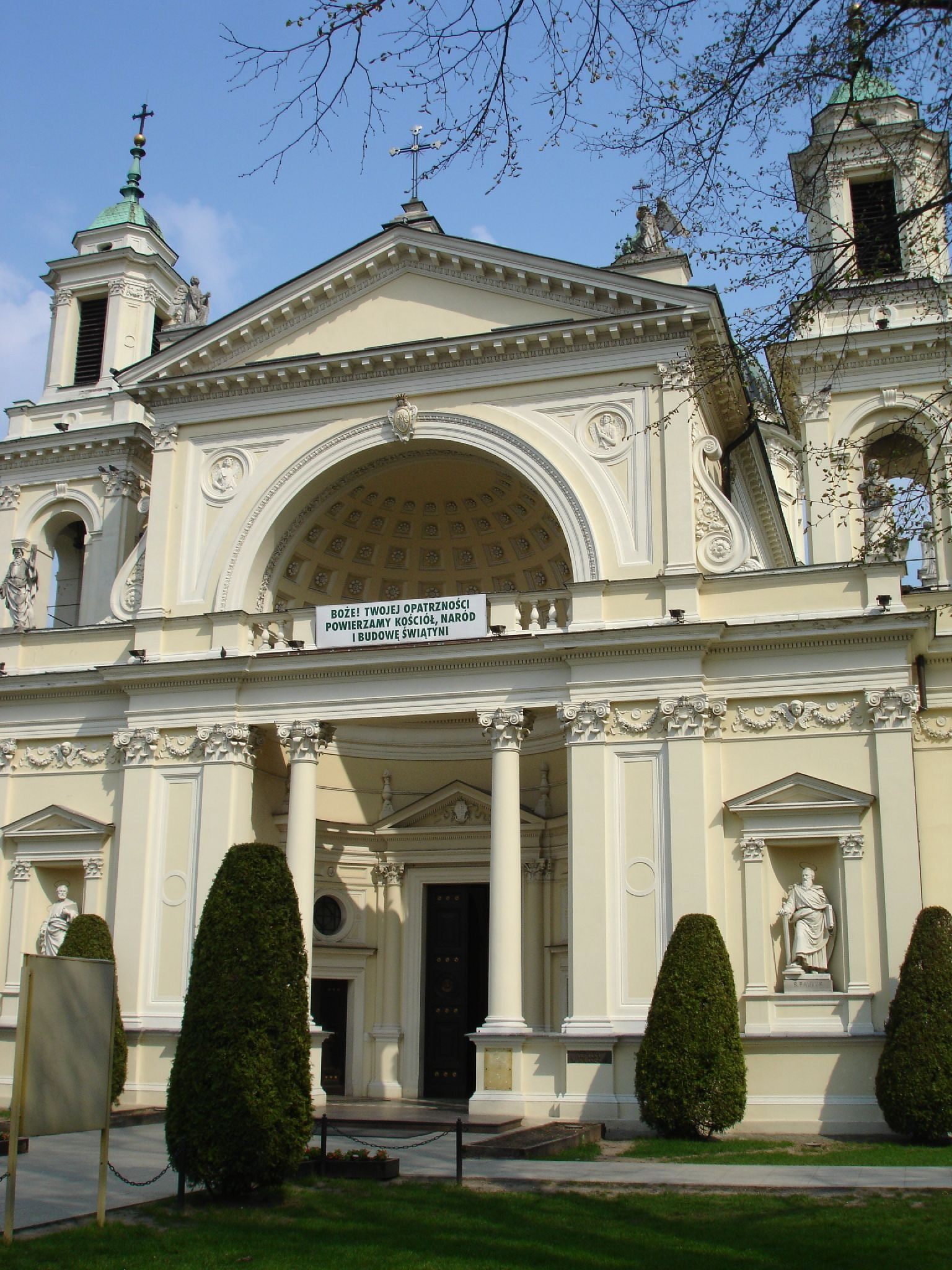 Palac_Wilanowski,_Warsaw,_Poland_(1_of_9).jpg Palac Wilanowski, Warsaw, Poland (1 of 9).