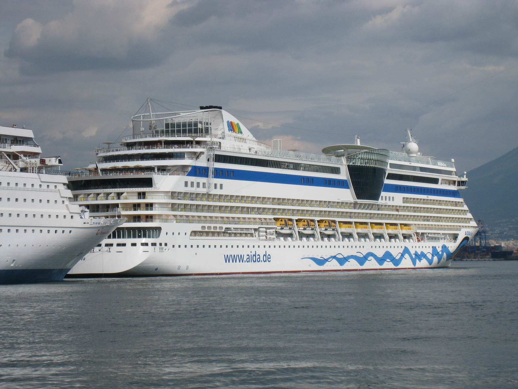 Port of Napoli, Naples, Italy (9 of 9).